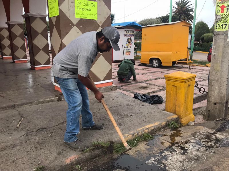 "Trabajos de limpieza urbana en diferentes puntos del municipio”